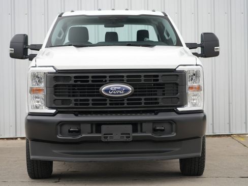 Used 2024 Ford F350 XL w/ Snow Plow Prep Package image 7