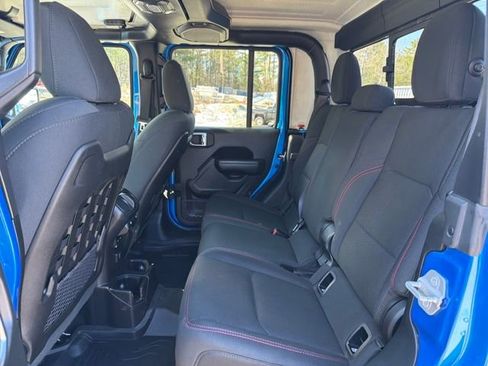 Used 2020 Jeep Gladiator Rubicon image 27