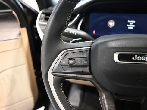 Used 2023 Jeep Grand Cherokee L Limited image 26