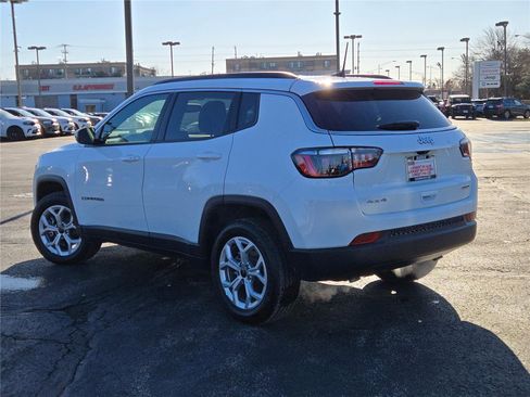 New 2026 Jeep Compass Latitude image 15