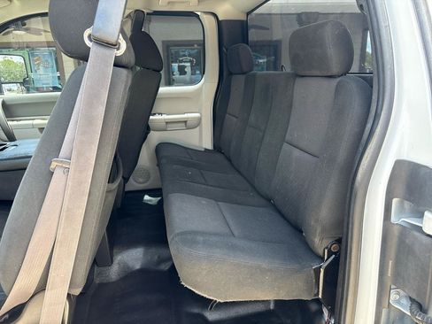 Used 2011 Chevrolet Silverado 2500 W/T AWD/4WD image 16