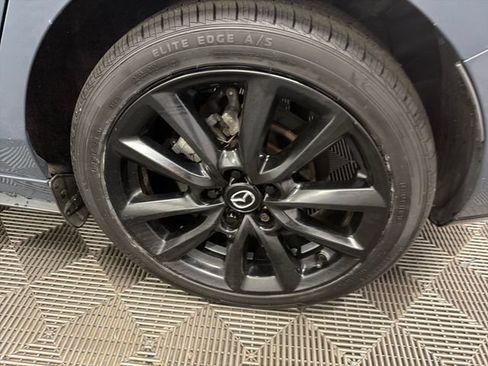Used 2023 MAZDA MAZDA3 s FWD image 35