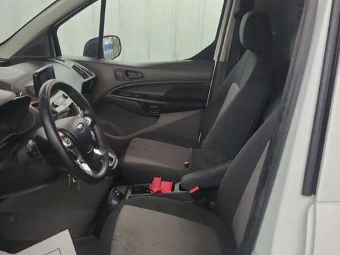 Certified 2019 Ford Transit Connect XLT image 6