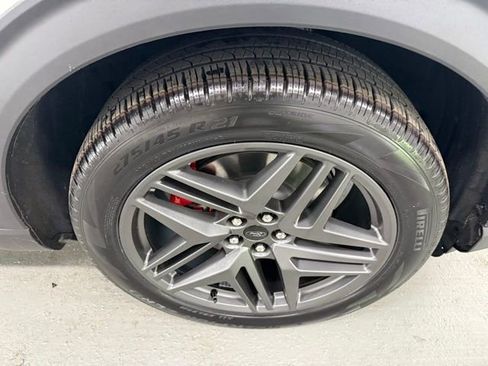 New 2026 Ford Explorer ST image 5