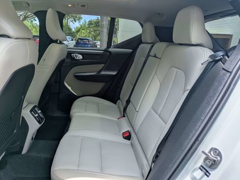 Certified 2026 Volvo XC40 B5 Plus AWD/4WD image 13