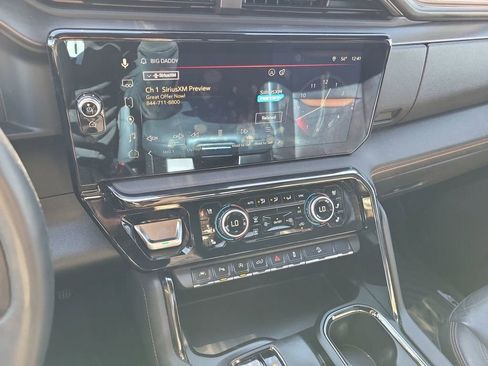 Used 2024 GMC Sierra 1500 AT4 w/ Technology Package image 12