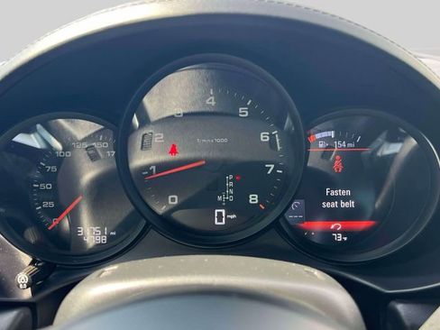 Used 2021 Porsche 718 Cayman image 27