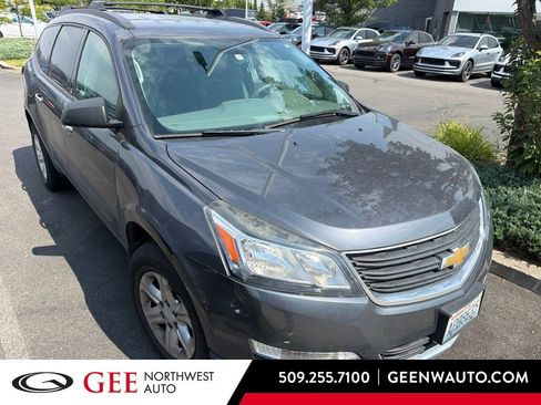 Used 2014 Chevrolet Traverse LS AWD/4WD image 1