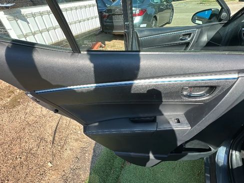 Used 2015 Toyota Corolla S w/ Driver Convenience Package FWD image 10