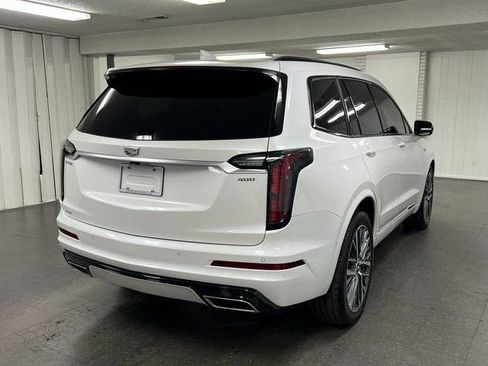 Certified 2024 Cadillac XT6 Sport w/ Platinum Package image 5