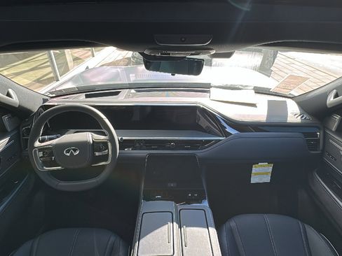 New 2026 INFINITI QX80 SPORT image 15