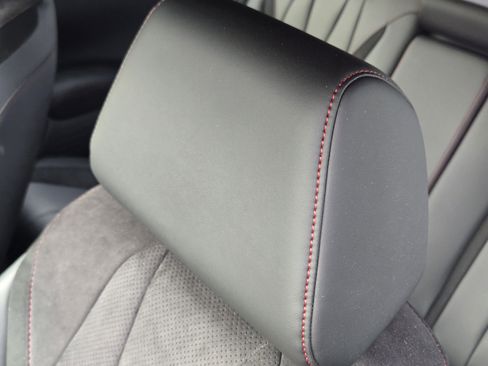 Certified 2025 Acura ADX A-Spec image 17