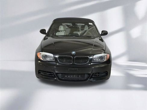 Used 2012 BMW 135i Convertible RWD image 18