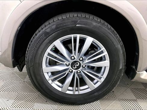 Used 2019 INFINITI QX80 Luxe AWD/4WD image 7