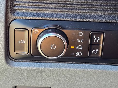 Used 2023 Ford F250 XLT w/ FX4 Off-Road Package AWD/4WD image 26