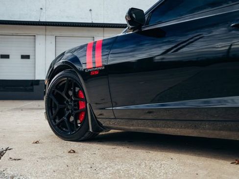 Used 2011 Chevrolet Camaro SS w/ Interior Accent Trim Package image 29