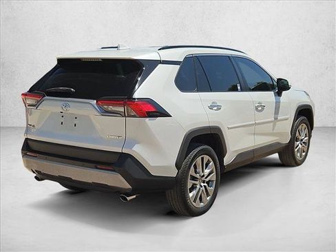 Used 2023 Toyota RAV4 Limited FWD image 5