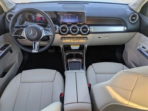 Used 2026 Mercedes-Benz GLB 250 image 14