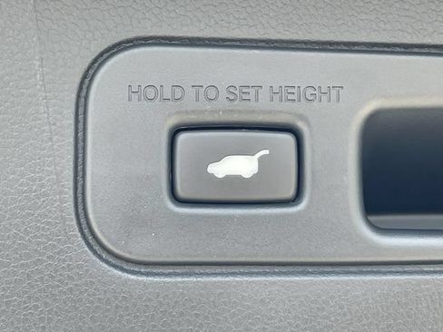 Used 2023 Honda Pilot EX-L image 29