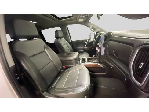 Used 2019 GMC Sierra 1500 SLT w/ SLT Premium Package AWD/4WD image 18