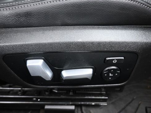 Used 2020 BMW 330i xDrive Sedan w/ Premium Package image 43