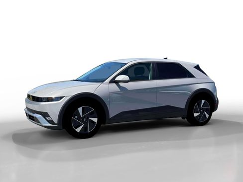 New 2026 Hyundai Ioniq 5 SE RWD image 2