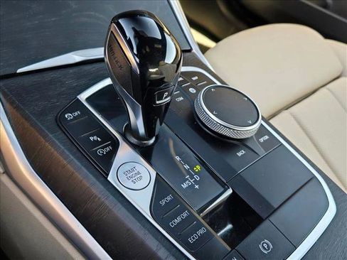 Used 2022 BMW 430i Coupe w/ Convenience Package image 16