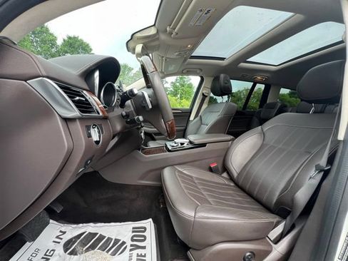 Used 2018 Mercedes-Benz GLS 450 4MATIC image 44