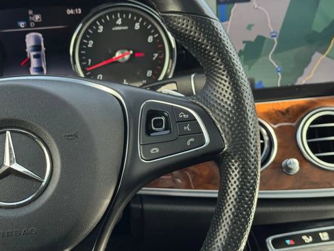 Used 2017 Mercedes-Benz E 300 4MATIC image 23
