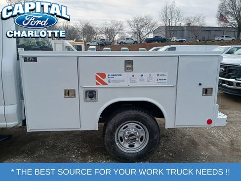 New 2026 Ford F250 XL w/ XL Chrome Package AWD/4WD image 9