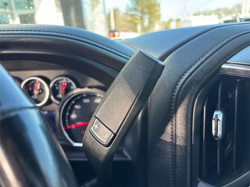 Used 2022 Chevrolet Silverado 2500 LTZ w/ LTZ Convenience Package image 23