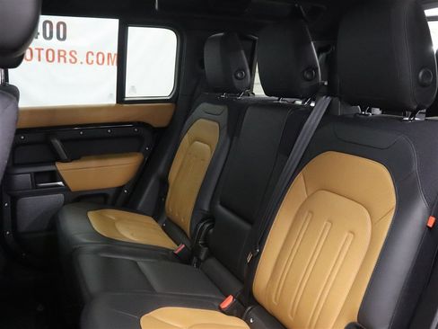 Used 2021 Land Rover Defender 110 X AWD/4WD image 17