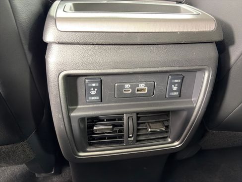 Used 2024 Nissan Murano SL AWD/4WD image 18