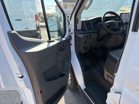New 2026 Ford Transit 350 XL image 9