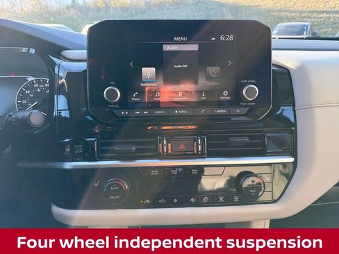 New 2025 Nissan Pathfinder SV image 22