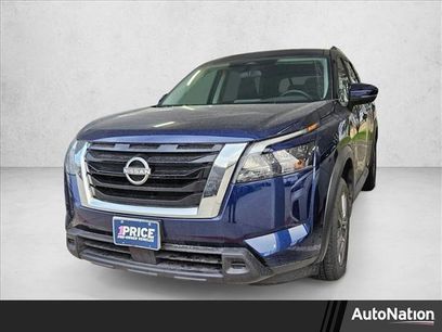Used 2025 Nissan Pathfinder SV
