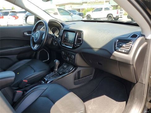 Used 2021 Jeep Compass Limited image 27
