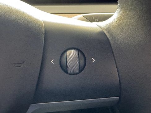 Used 2023 Tesla Model 3 Standard Range RWD image 23