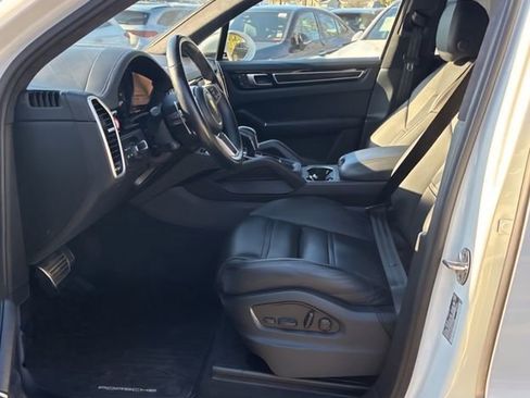 Used 2023 Porsche Cayenne GTS image 16