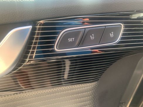 Used 2023 Hyundai Palisade Calligraphy image 13