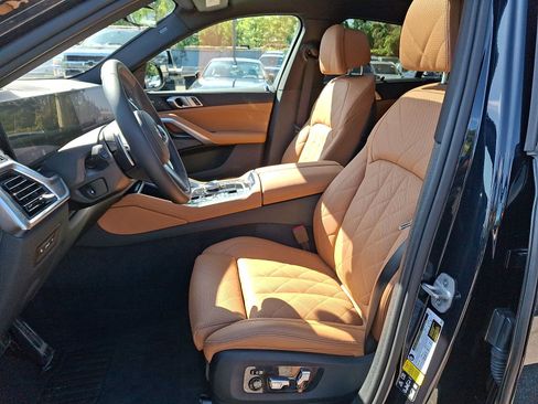 Used 2024 BMW X6 xDrive40i w/ Executive Package AWD/4WD image 9