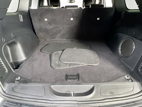 Used 2022 Jeep Grand Cherokee Laredo X image 26