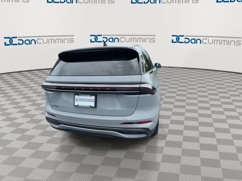 New 2026 Lincoln Nautilus Reserve w/ Jet Appearance Package AWD/4WD image 7