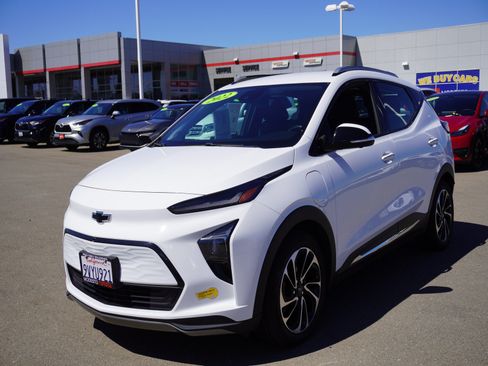 Used 2022 Chevrolet Bolt EUV Premier FWD image 7