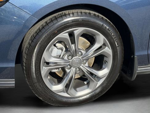 Used 2023 Honda Accord EX image 31