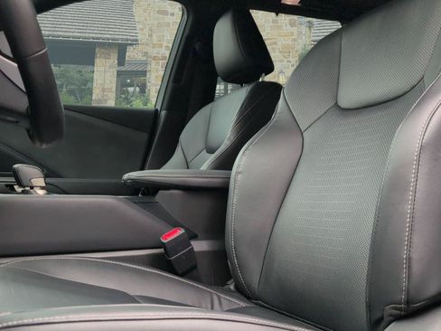 Certified 2025 Lexus TX 350 AWD w/ Technology Package image 8