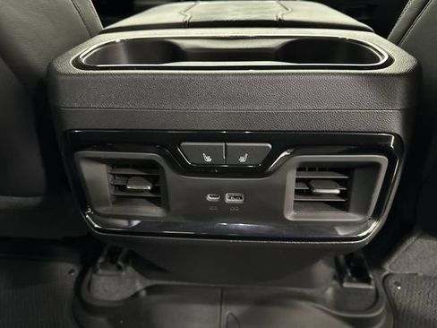 Used 2024 GMC Sierra 1500 AT4X AWD/4WD image 19