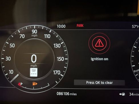 Used 2019 Land Rover Range Rover Supercharged image 14