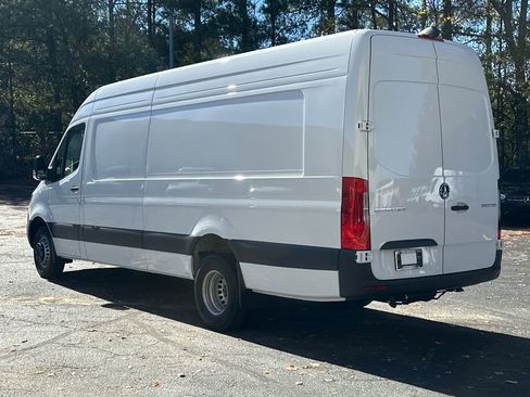 New 2025 Mercedes-Benz Sprinter 3500 image 5