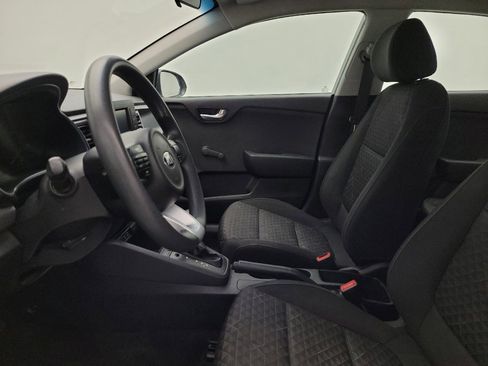 Used 2018 Kia Rio LX image 17